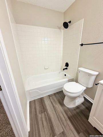 10107 Sunset, San Antonio, TX 78245