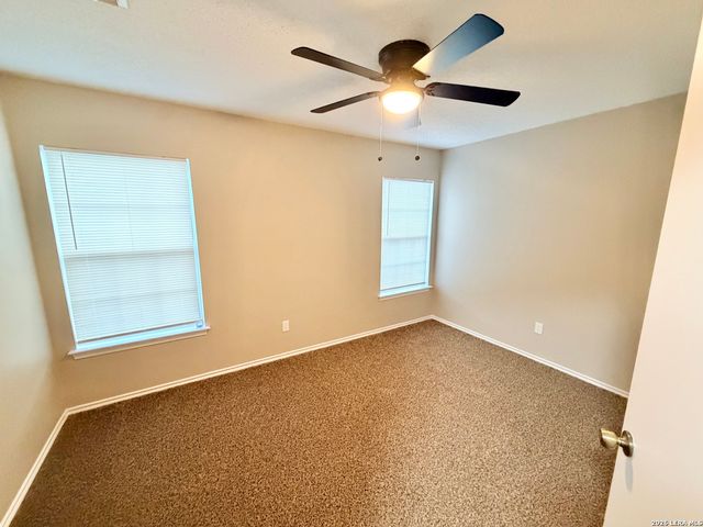 10107 Sunset, San Antonio, TX 78245