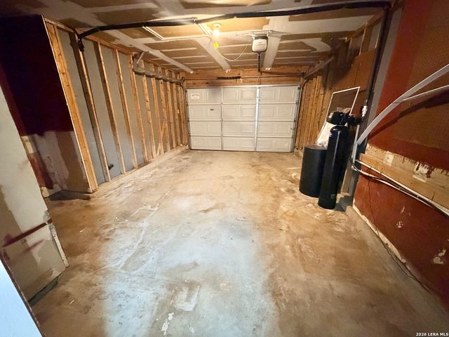 10107 Sunset, San Antonio, TX 78245