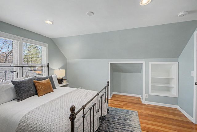 2825 Pennsylvania Avenue S, Saint Louis Park, MN 55426