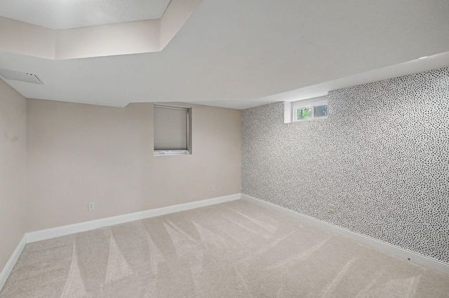 2825 Pennsylvania Avenue S, Saint Louis Park, MN 55426