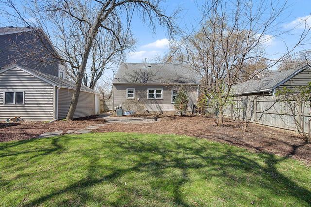 2825 Pennsylvania Avenue S, Saint Louis Park, MN 55426
