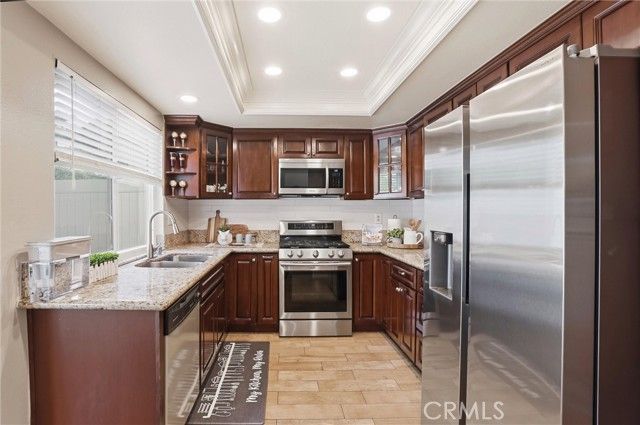 2337 Grandwood, Fullerton, CA 92833