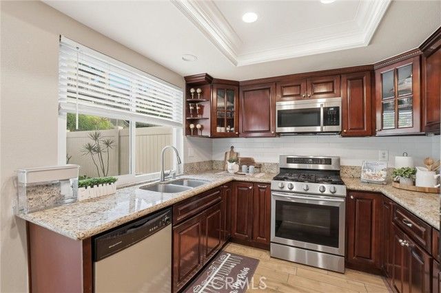 2337 Grandwood, Fullerton, CA 92833