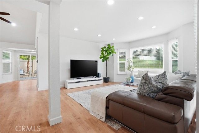 2337 Grandwood, Fullerton, CA 92833