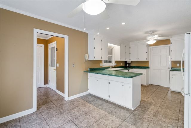 205 Holly Creek Drive, Anderson, SC 29621