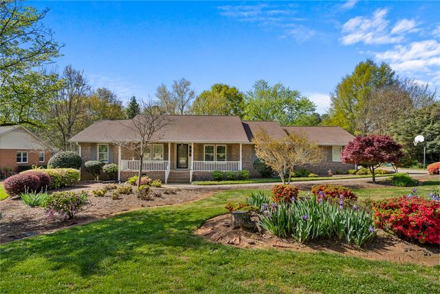 205 Holly Creek Drive, Anderson, SC 29621