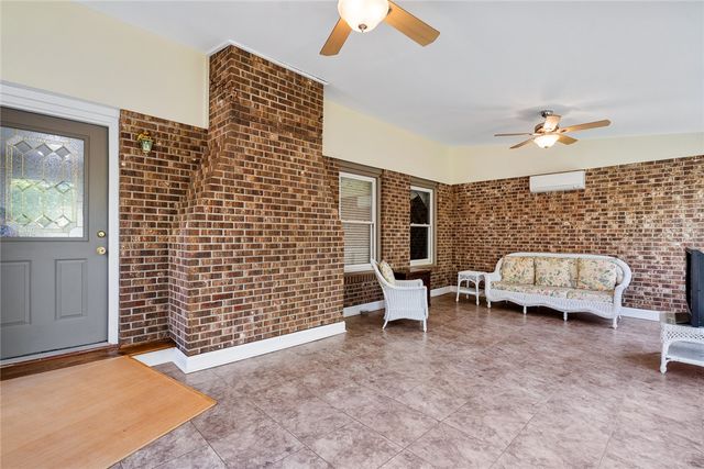 205 Holly Creek Drive, Anderson, SC 29621