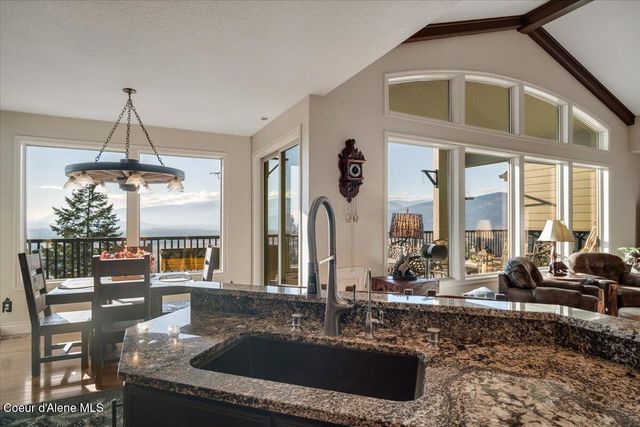 3251 Elmira RD, Sandpoint, ID 83864
