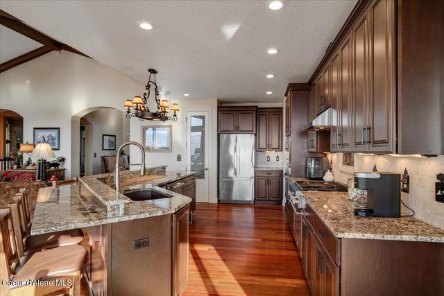 3251 Elmira RD, Sandpoint, ID 83864