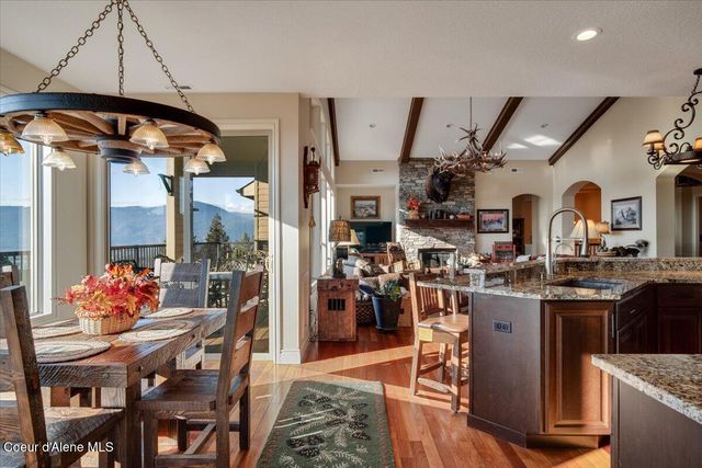 3251 Elmira RD, Sandpoint, ID 83864