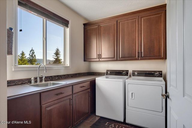 3251 Elmira RD, Sandpoint, ID 83864