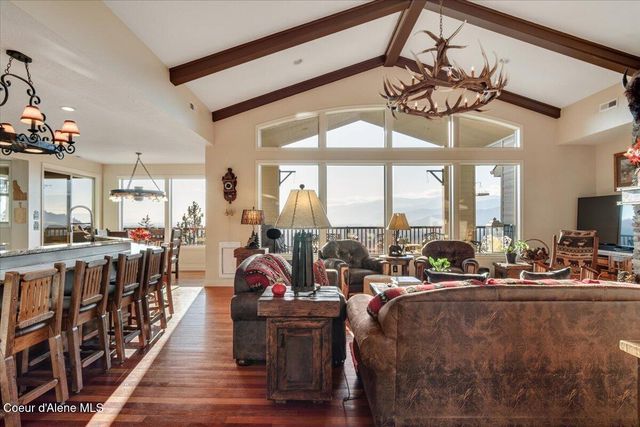 3251 Elmira RD, Sandpoint, ID 83864