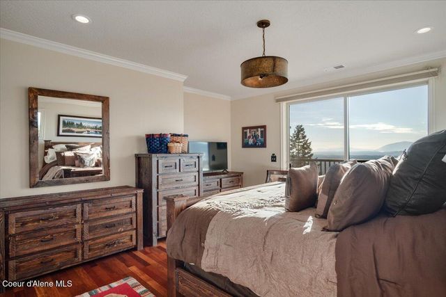 3251 Elmira RD, Sandpoint, ID 83864