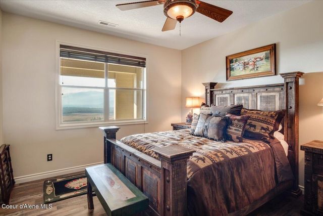 3251 Elmira RD, Sandpoint, ID 83864