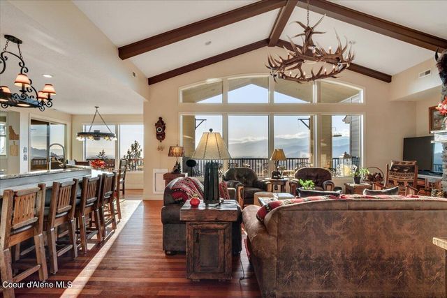 3251 Elmira RD, Sandpoint, ID 83864