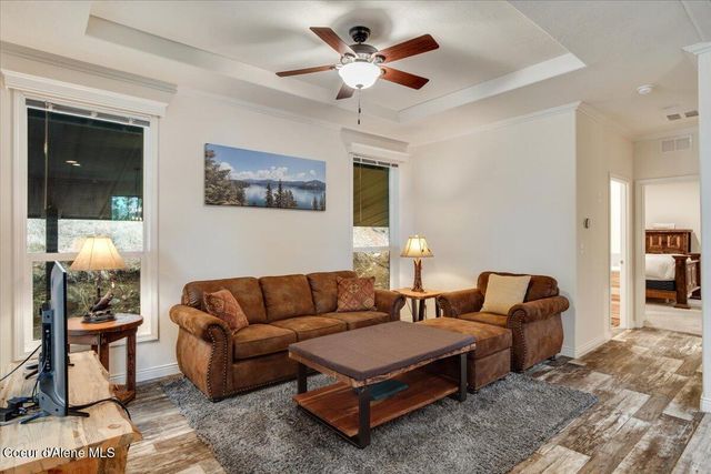 3251 Elmira RD, Sandpoint, ID 83864