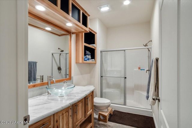 3251 Elmira RD, Sandpoint, ID 83864