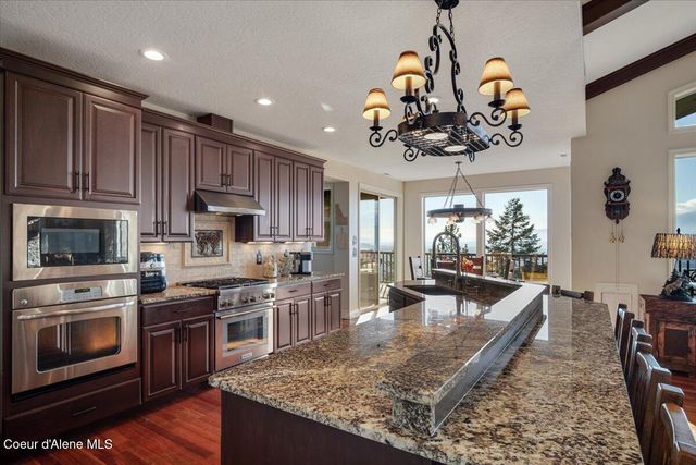 3251 Elmira RD, Sandpoint, ID 83864