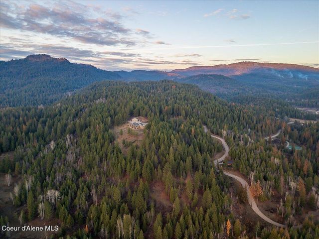 3251 Elmira RD, Sandpoint, ID 83864