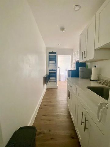 1420 SW 33rd Court, Fort Lauderdale, FL 33315