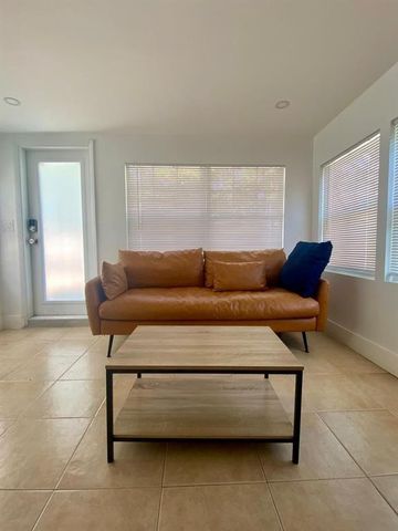 1420 SW 33rd Court, Fort Lauderdale, FL 33315