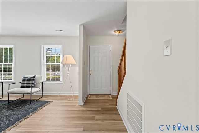 5004 Kingshurst Ct, Glen Allen, VA 23060