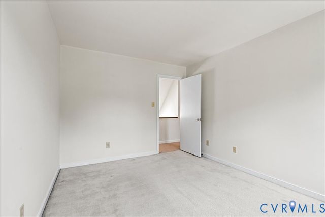 5004 Kingshurst Ct, Glen Allen, VA 23060