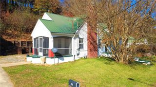 84 Logan Street, Ellijay, GA 30540