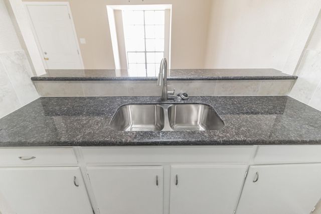 6815 Beachwood Street 1, Houston, TX 77021