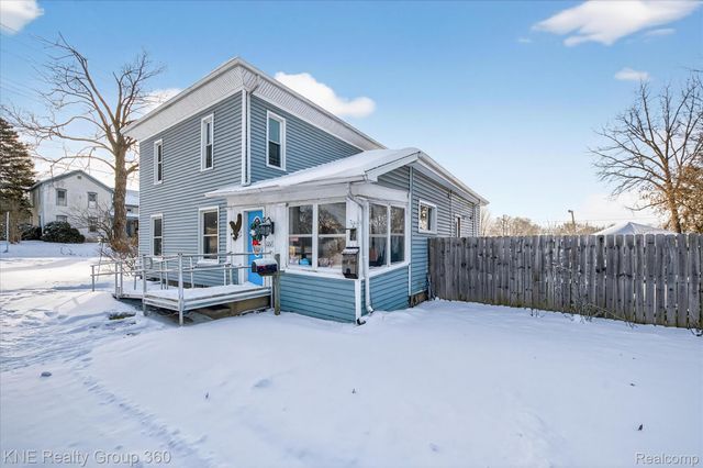 121 Livingston Street, Howell, MI 48843