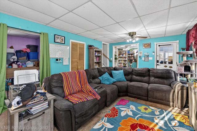 121 Livingston Street, Howell, MI 48843