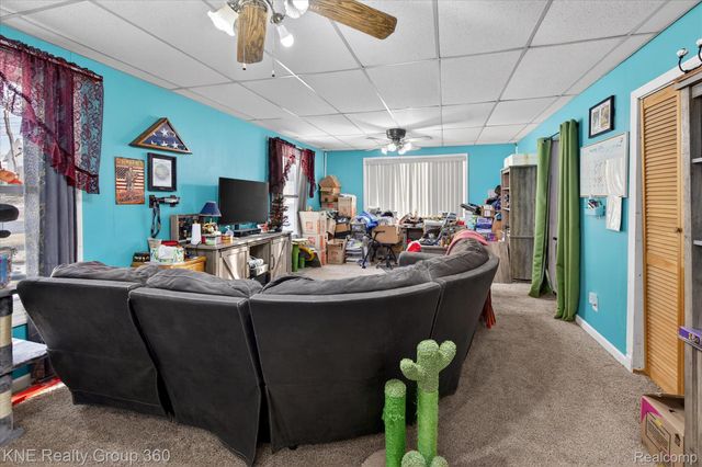 121 Livingston Street, Howell, MI 48843