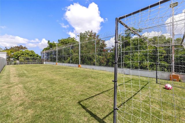 La Villa de Torrimar REINA VICTORIA, Guaynabo, PR 00969