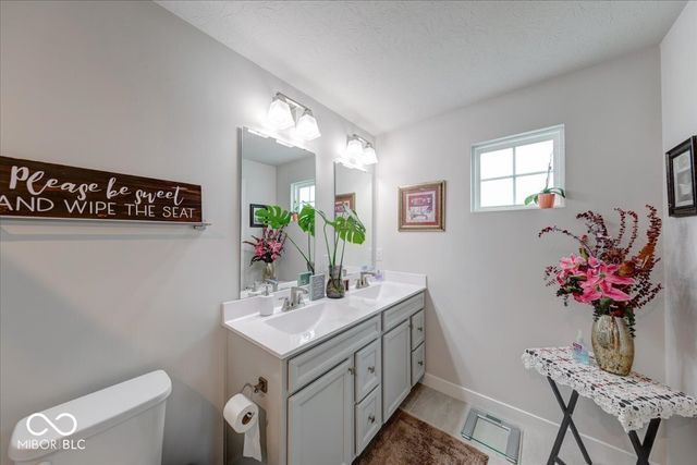 8614 Broad Street, Indianapolis, IN 46239