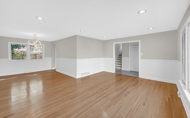 739 E 170th Street, South Holland, IL 60473