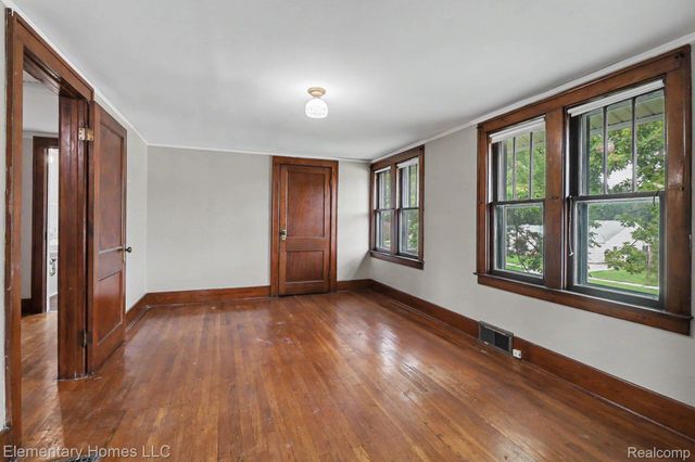 22326 Statler Street, St. Clair Shores, MI 48081