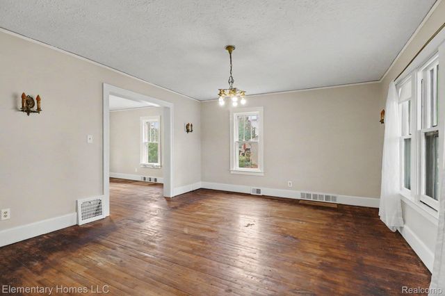 22326 Statler Street, St. Clair Shores, MI 48081