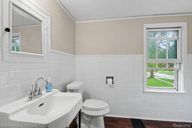 22326 Statler Street, St. Clair Shores, MI 48081
