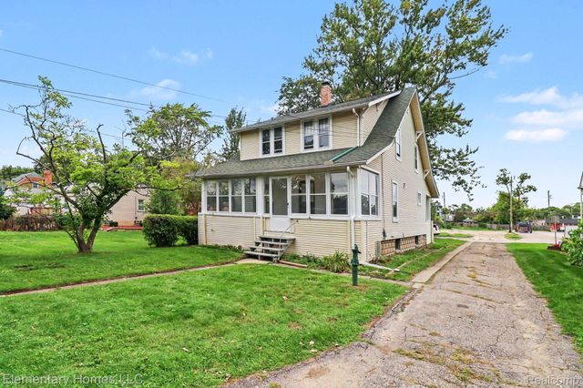 22326 Statler Street, St. Clair Shores, MI 48081