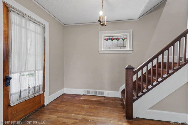 22326 Statler Street, St. Clair Shores, MI 48081