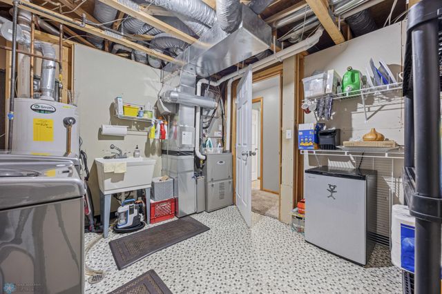 1822 33rd Street S, Moorhead, MN 56560