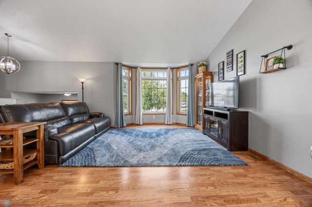 1822 33rd Street S, Moorhead, MN 56560