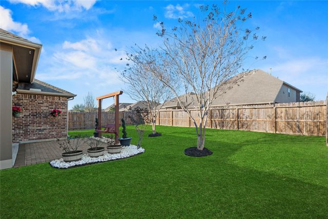 2703 Kingston Manor Lane, Houston, TX 77089