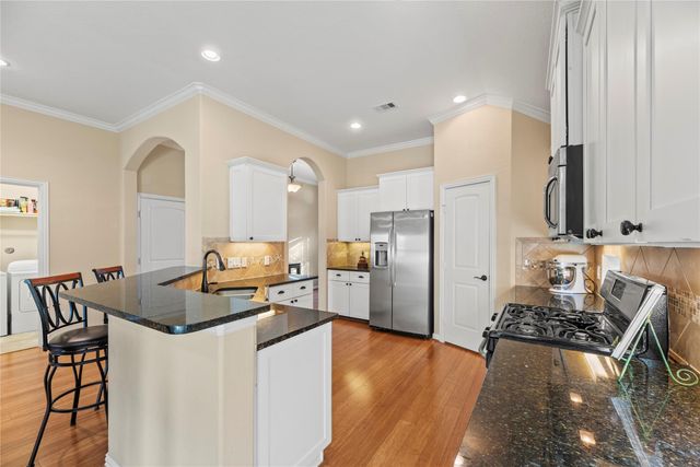 2703 Kingston Manor Lane, Houston, TX 77089