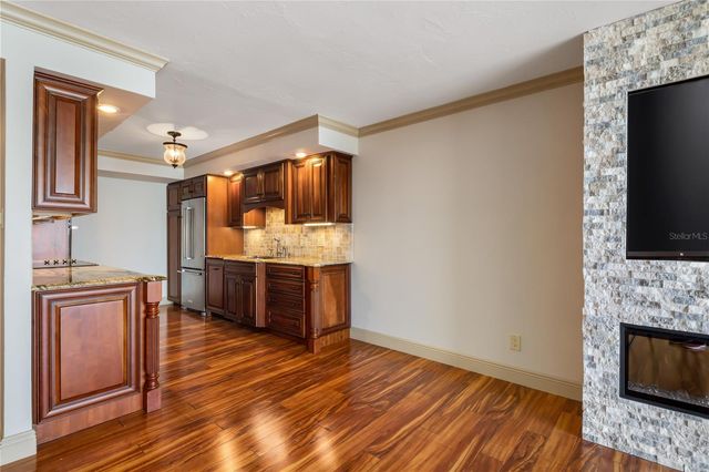 435 S GULFSTREAM AVENUE 1103, Sarasota, FL 34236