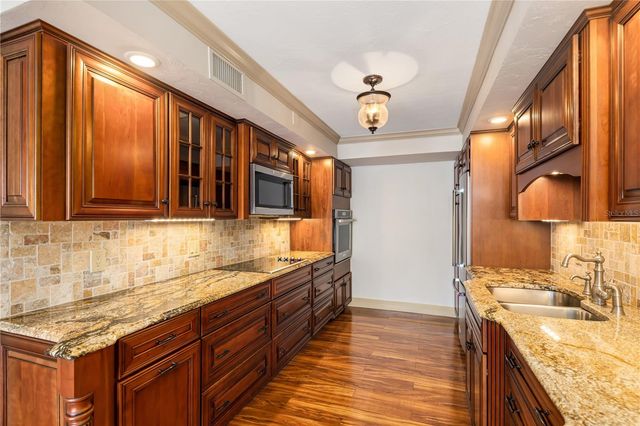 435 S GULFSTREAM AVENUE 1103, Sarasota, FL 34236