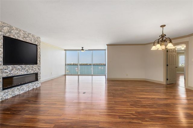 435 S GULFSTREAM AVENUE 1103, Sarasota, FL 34236