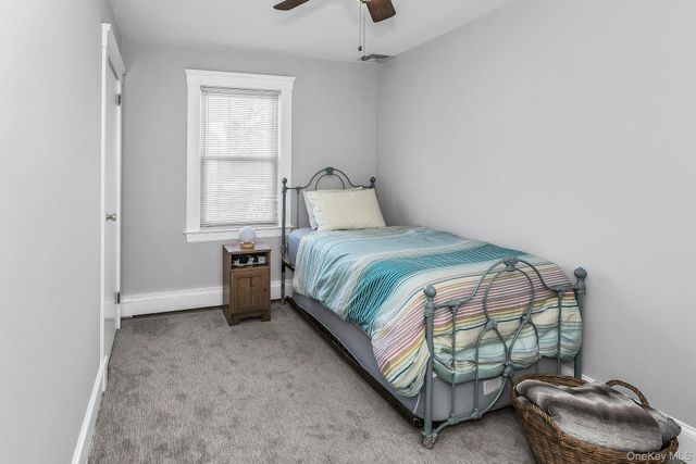 12 Summers Street, Oyster Bay, NY 11771