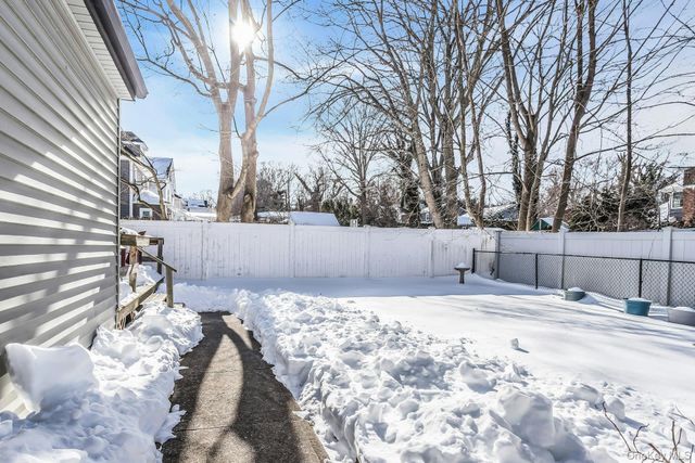 12 Summers Street, Oyster Bay, NY 11771